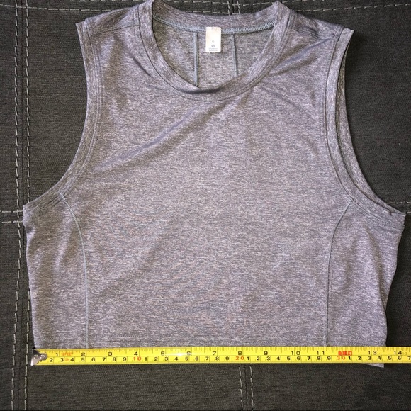 Lululemon Crop Top - Picture 5 of 7